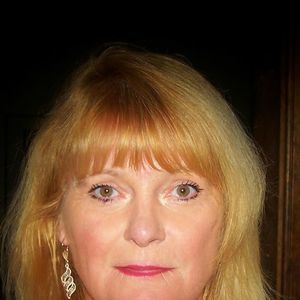 Meet your Posher, Brenda